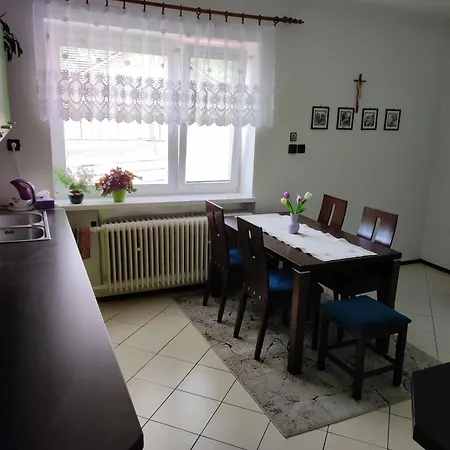 Priestranný Dom V Malebnom Prostredí Liptova Ruzomberok